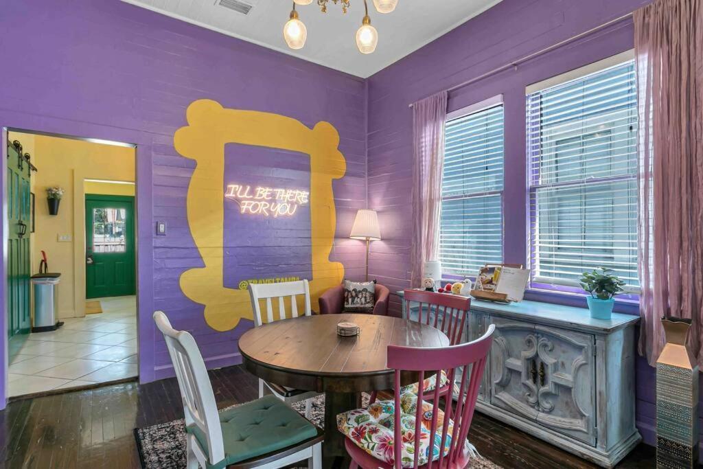 Friends Airbnb Themed 2bed 2bath Walkable To Of Ybor * Tampa